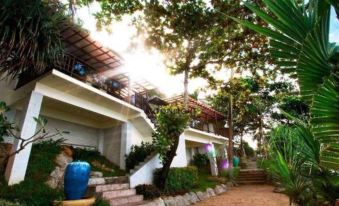 Moonlight Bay Resort