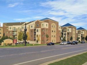 New Bridges D414 Listing 3 Bedroom Condo by Redawning