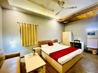 Hotel Prayag Отели рядом с Аэропорт Аллахабад