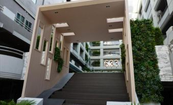 S33 Compact Sukhumvit Hotel