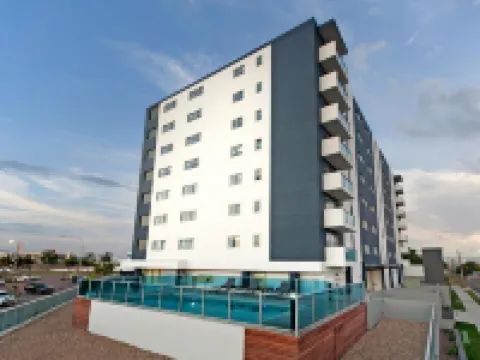 Allure Hotel & Apartments Hotels in South Townsville