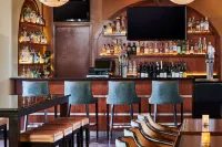 Hotel Alex Johnson Rapid City, Curio Collection by Hilton - Barer