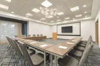 Hampton Inn & Suites Herndon-Reston - Wifi
