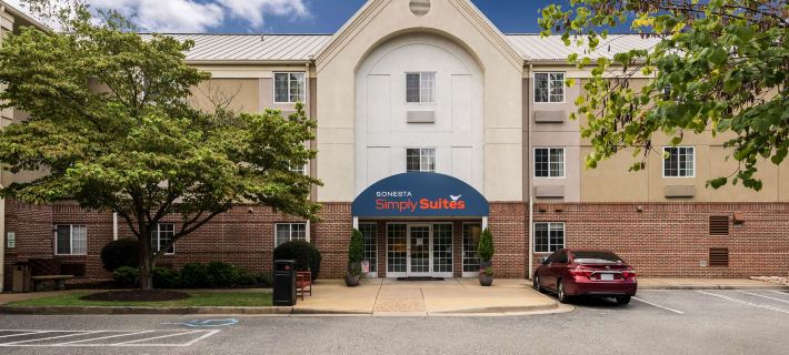 Sonesta Simply Suites Hampton Hotels in Hampton