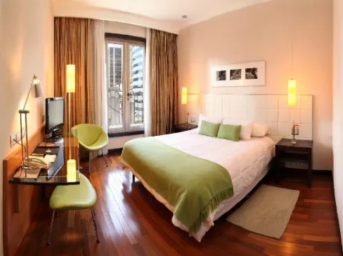 725 Continental Hotel Отели рядом с достопримечательностью «Пуэрто-Мадеро»