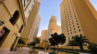 Business Backpackers JBR