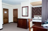 Charos Deluxe Resort - 2-Star