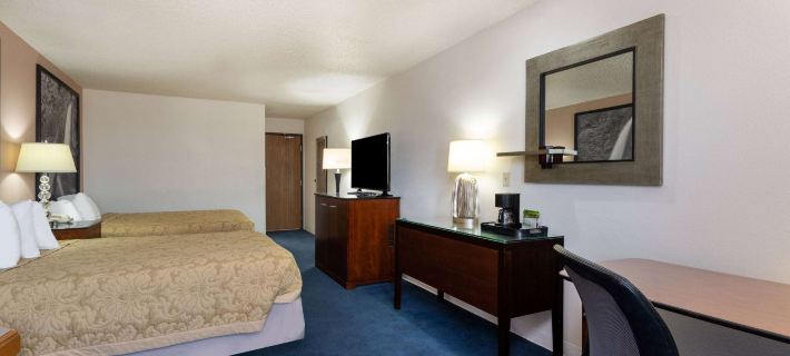 Super 8 by Wyndham Pendleton Hotels in Umatilla County