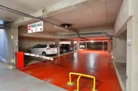 Ibis Étampes - Parking