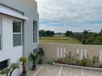 Queensa Hotel Hotel a Demak Sub-District