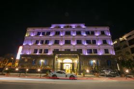 Strand Hotel