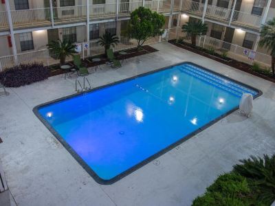 Outdoor Swimming Pool