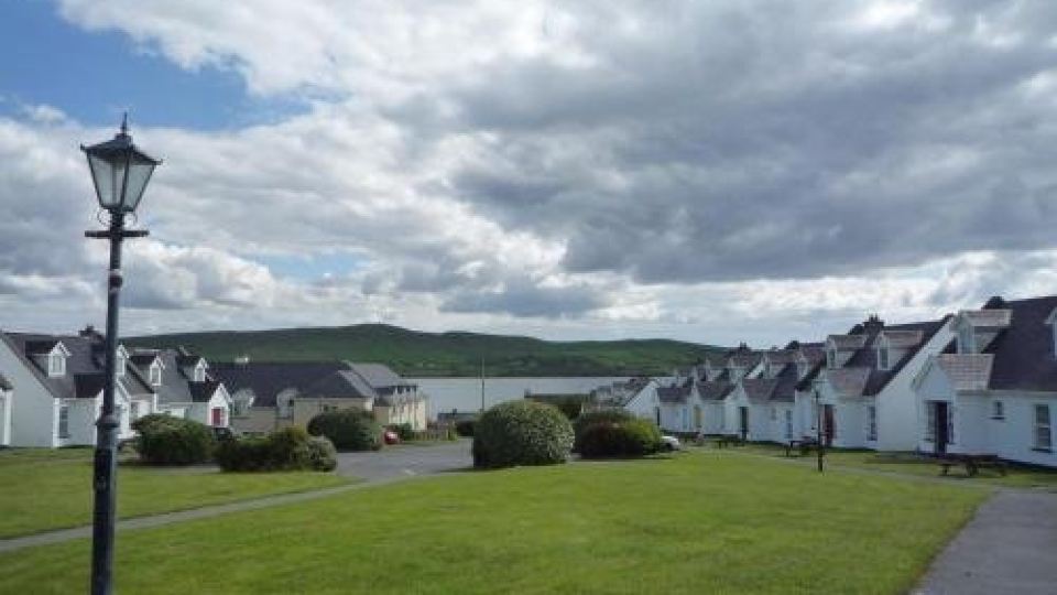 Dingle Harbour Cottages 3 Bed - Sleeps 6 Type A by Trident Holiday Homes