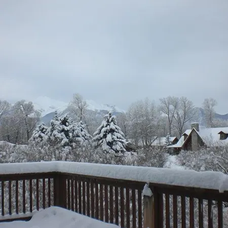 Buffalo Peaks B&B