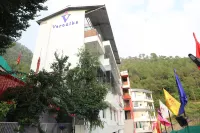 Veronika Resort
