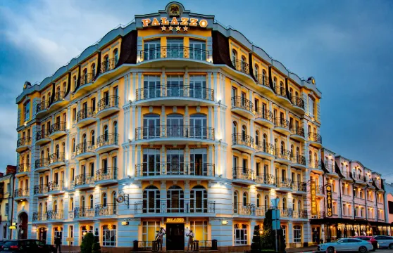 帕拉佐普瑞米爾酒店