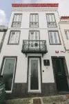 Azores Inn - Family Suites Hostel