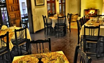 Hotel El Patio de Monterrey - Housity