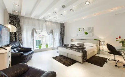 Royal Suites