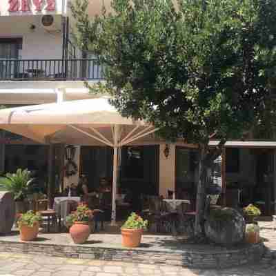 Xenios Zeus Hotel Exterior