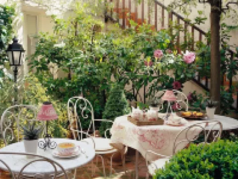 Hôtel la Résidence du Berry Hotels in Versailles