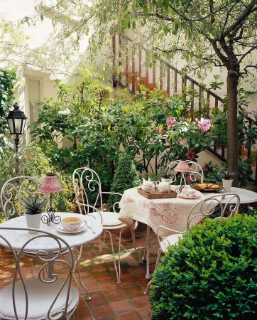 Hôtel la Résidence du Berry Отели рядом со станцией Versailles Montreuil Train Station