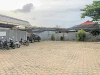 麗都88酒店  索榮米特拉紅門酒店 - 停車場