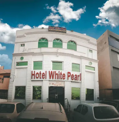 Hotel White Pearl