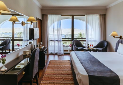 아스완 고지대에서 바라본 나일강 전망