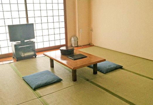 전통 온천 분위기