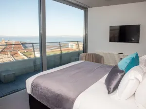 Midland Hotel