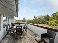 "Sylvie" - 1.5km from the Sea