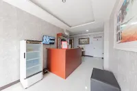 RedDoorz Syariah Plus Near Tugu Bubur Ayam Cianjur