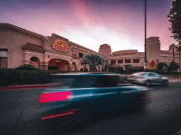Santa Fe Station Hotel & Casino Hotels in der Nähe von Gilcrease Nature Sanctuary & Orchards