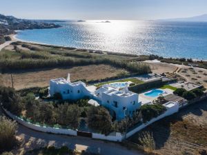 Aqua Breeze Villas on The Beach