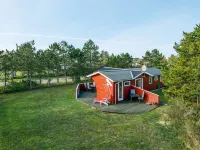 "Hilleborg" - 100m from the Sea