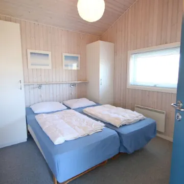 "Aaran" - 300m from the Sea