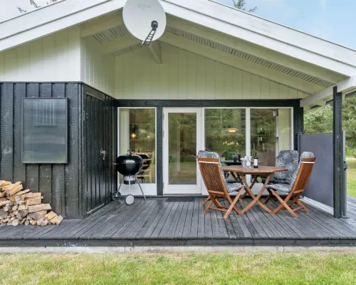 "Svantepolk" - 1.1km from the Sea Hotels in Rodhus