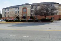 Extended Stay America Select Suites - Atlanta - Buckhead Hotel dekat Publix Super Market at Oglethorpe Crossing