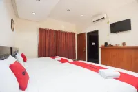RedDoorz Plus near Universitas Indonesia Hotel dekat Counter Cpm Center Perdana