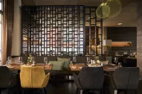 Hotel Platzhirsch - 早餐