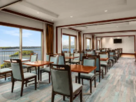 RIHGA Royal Laguna Guam Resort グアムのホテル