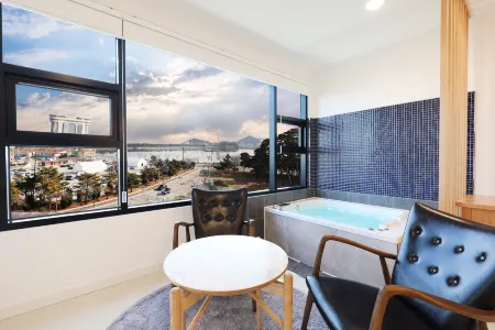 Gangneung Dabian Spa Pension