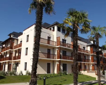 Comfort Aparthotel Lourdes L'Acacia Hotels in Hautes-Pyrenees