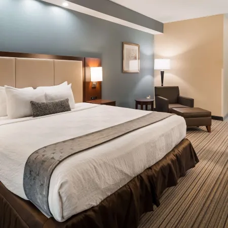 Best Western Plus Boardman Inn  Suites