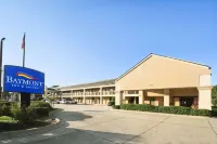 沃爾頓堡灘瑪麗埃斯特唄盟套房飯店