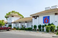 Motel 6 Oakdale, CA Hotels near Oakdale Museum & History Center