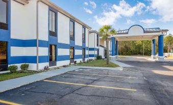 Motel 6 Moss Point, MS