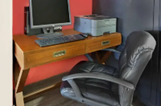 마이크로텔 인 & 스위트 바이 윈덤 매디슨 이스트