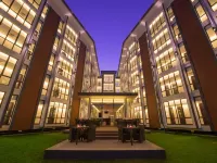 Vivanta Colombo, Airport Garden Hotels near Fair max international